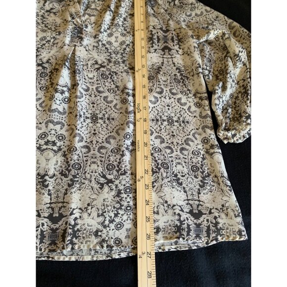 Violet + Claire Womens Size XLarge Top with Black & White Abstract Pattern - Picture 5 of 11